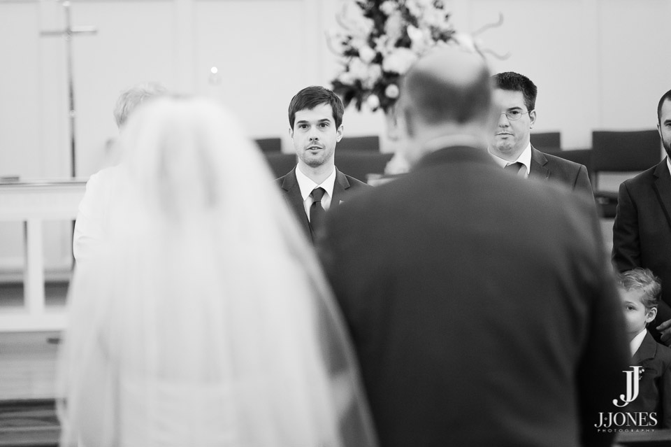 Kim + Adam © J. Jones Photography - www.joshjonesphoto.com
