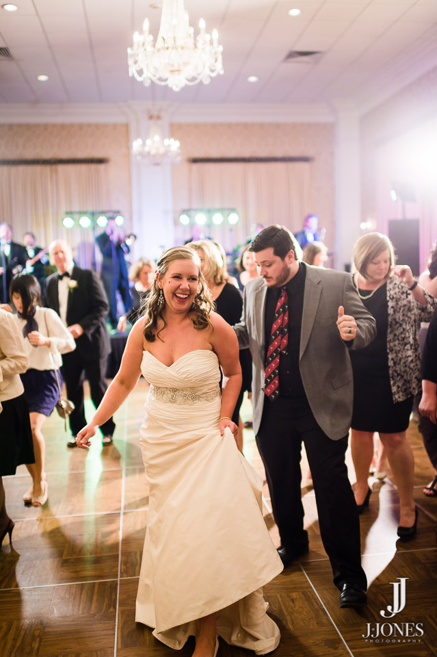 Sarah + Sam © J. Jones Photography - www.joshjonesphoto.com