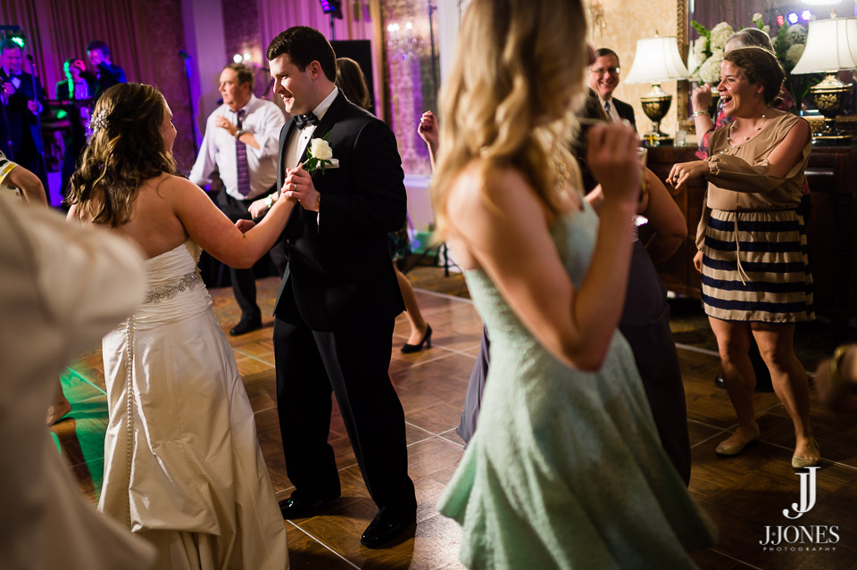 Sarah + Sam © J. Jones Photography - www.joshjonesphoto.com