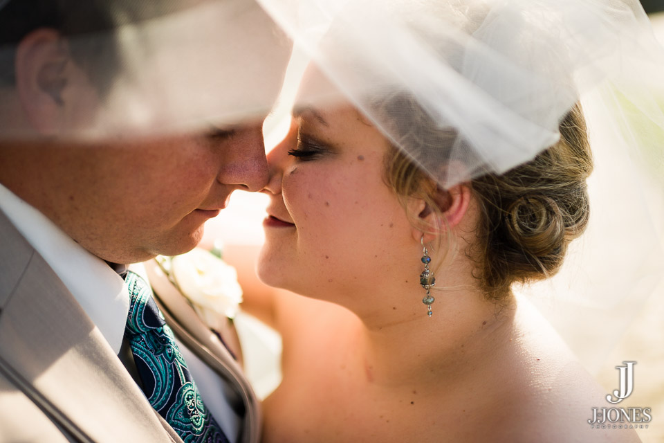 Julie + Allen © J. Jones Photography - www.joshjonesphoto.com