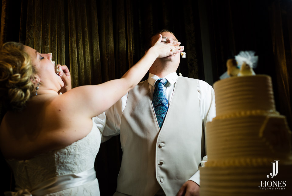 Julie + Allen © J. Jones Photography - www.joshjonesphoto.com