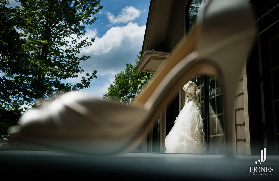 Lauren + Andrew © J. Jones Photography - www.joshjonesphoto.com