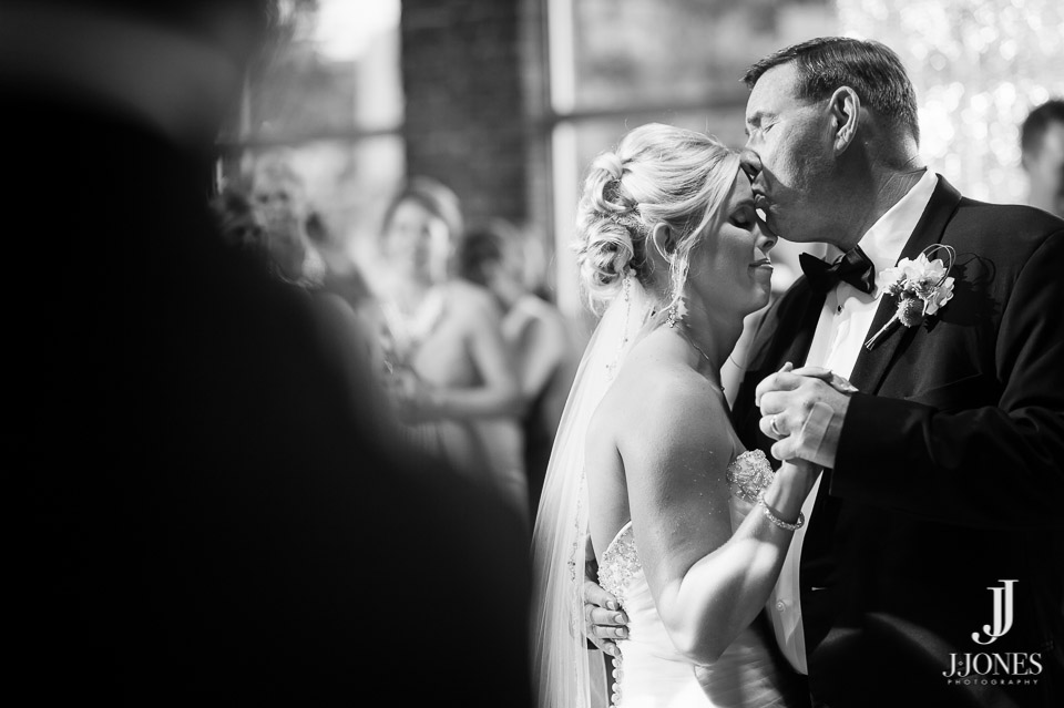Kristen + Derek © J. Jones Photography - www.joshjonesphoto.com