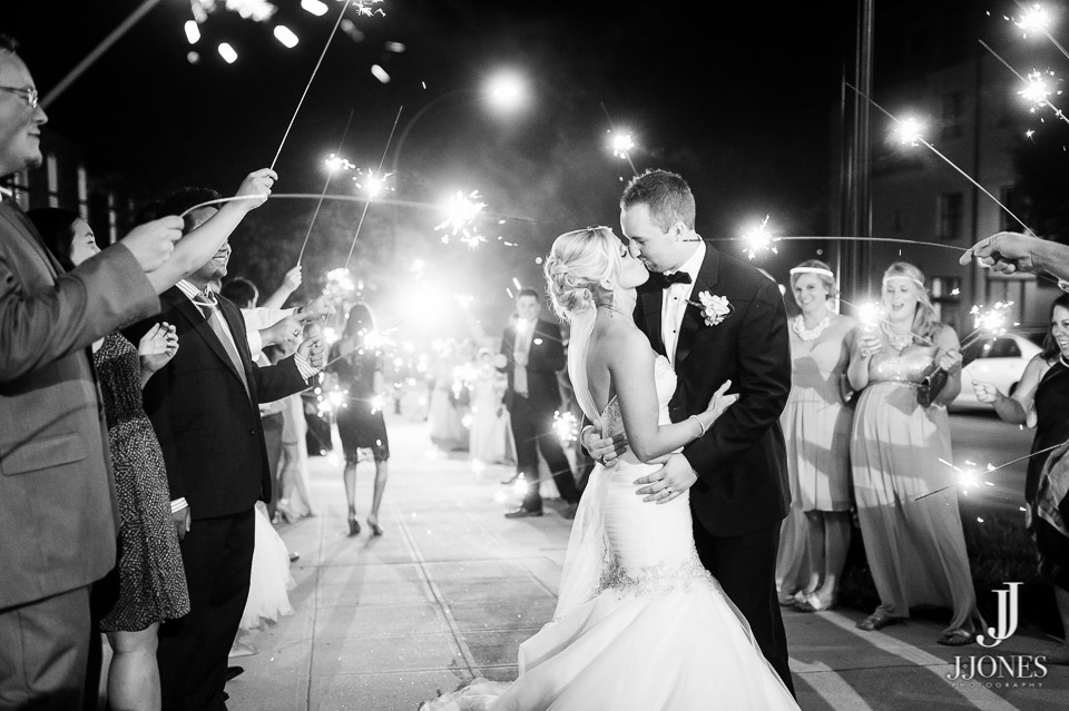 Kristen + Derek © J. Jones Photography - www.joshjonesphoto.com