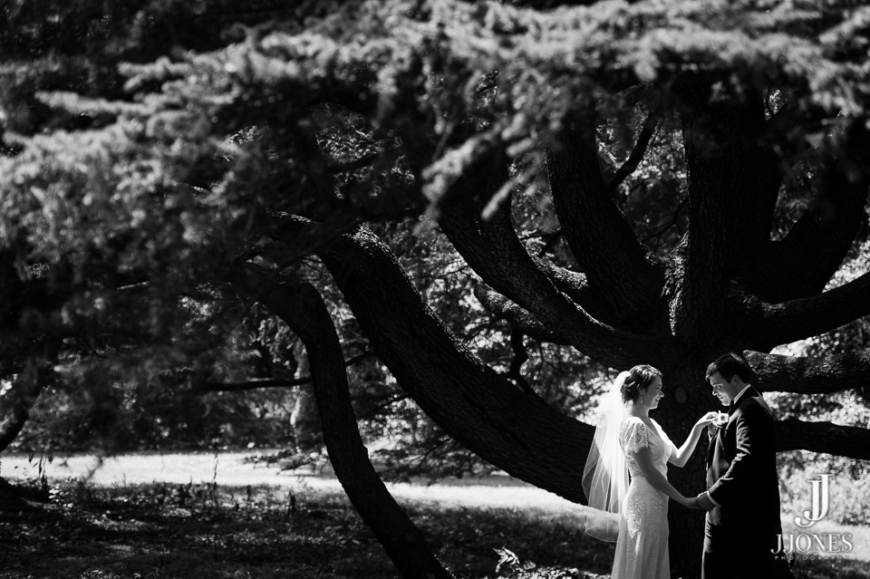 Betsy + Brendan © J. Jones Photography - www.joshjonesphoto.com