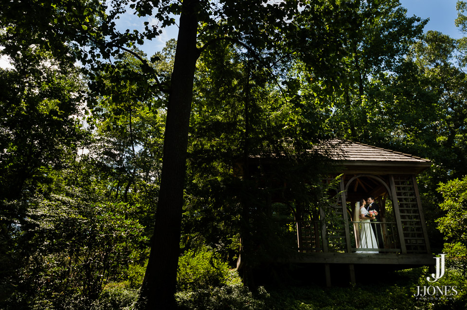 Betsy + Brendan © J. Jones Photography - www.joshjonesphoto.com
