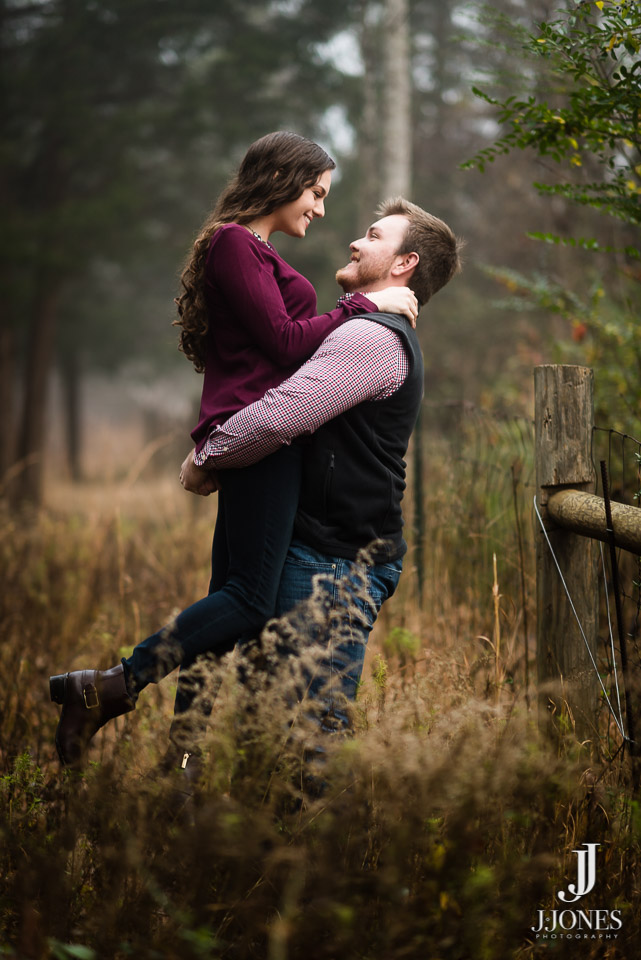 Danielle + Taylor © J. Jones Photography - www.joshjonesphoto.com