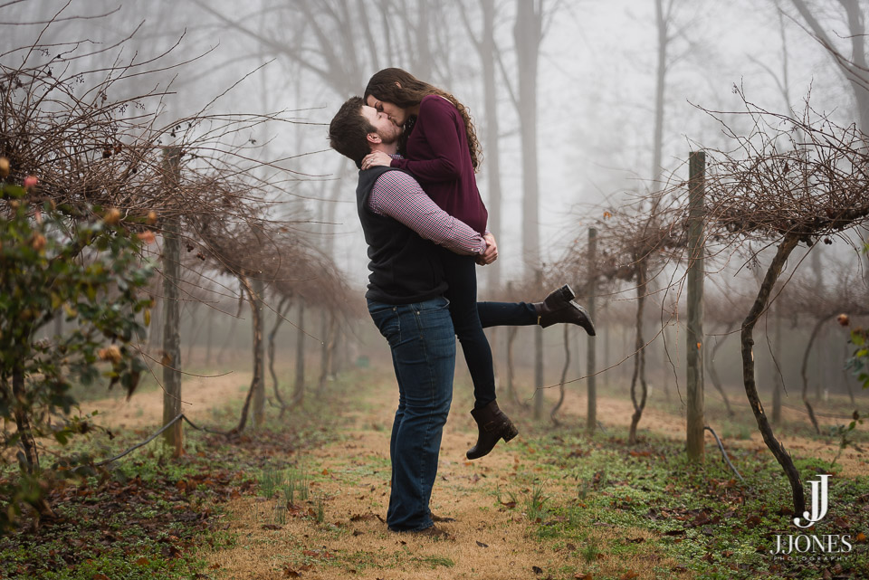 Danielle + Taylor © J. Jones Photography - www.joshjonesphoto.com