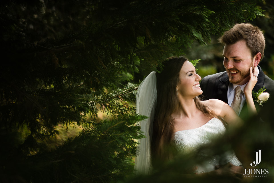 Danielle + Taylor © J. Jones Photography - www.joshjonesphoto.com