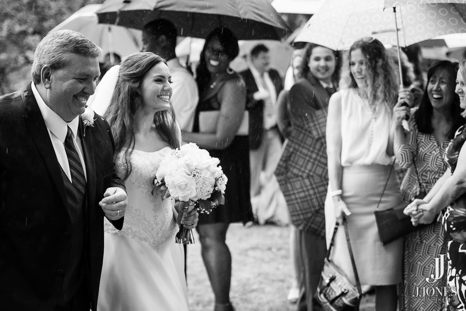 Danielle + Taylor © J. Jones Photography - www.joshjonesphoto.com