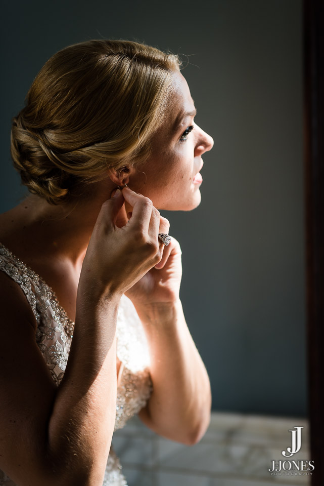 Laura + Shawn © J. Jones Photography - www.joshjonesphoto.com