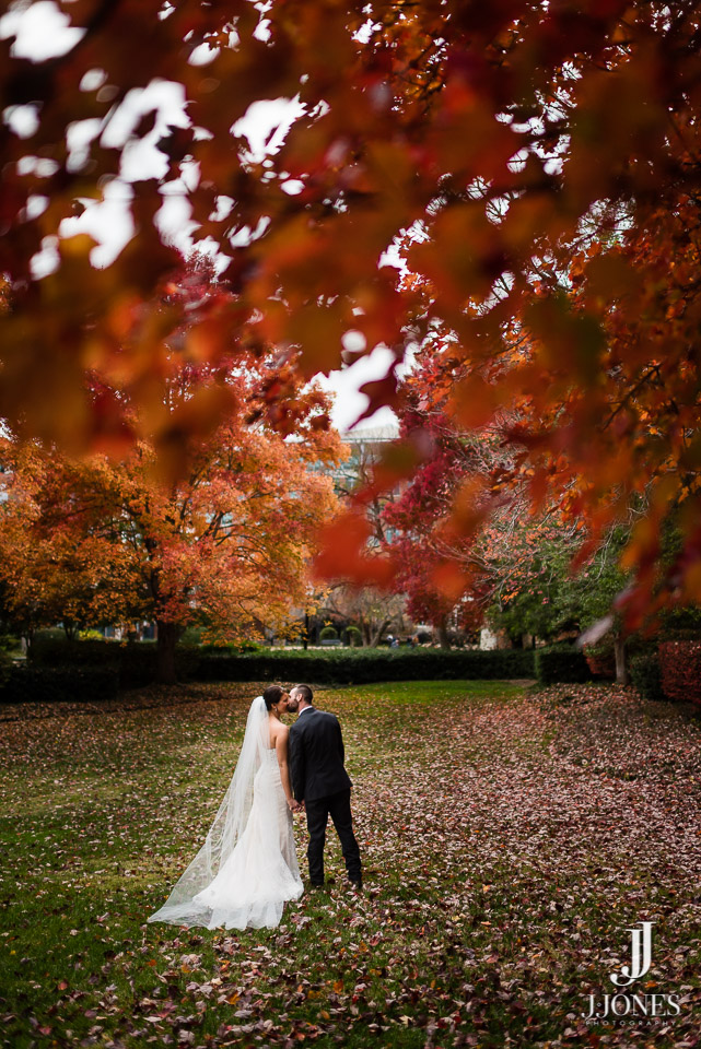 Amy + Barry © J. Jones Photography - www.joshjonesphoto.com