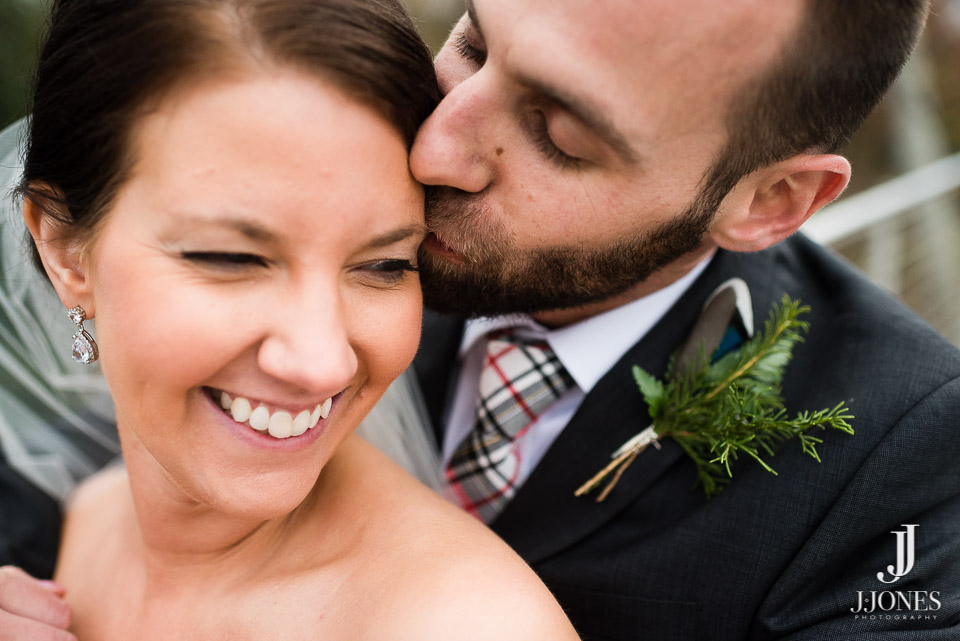 Amy + Barry © J. Jones Photography - www.joshjonesphoto.com