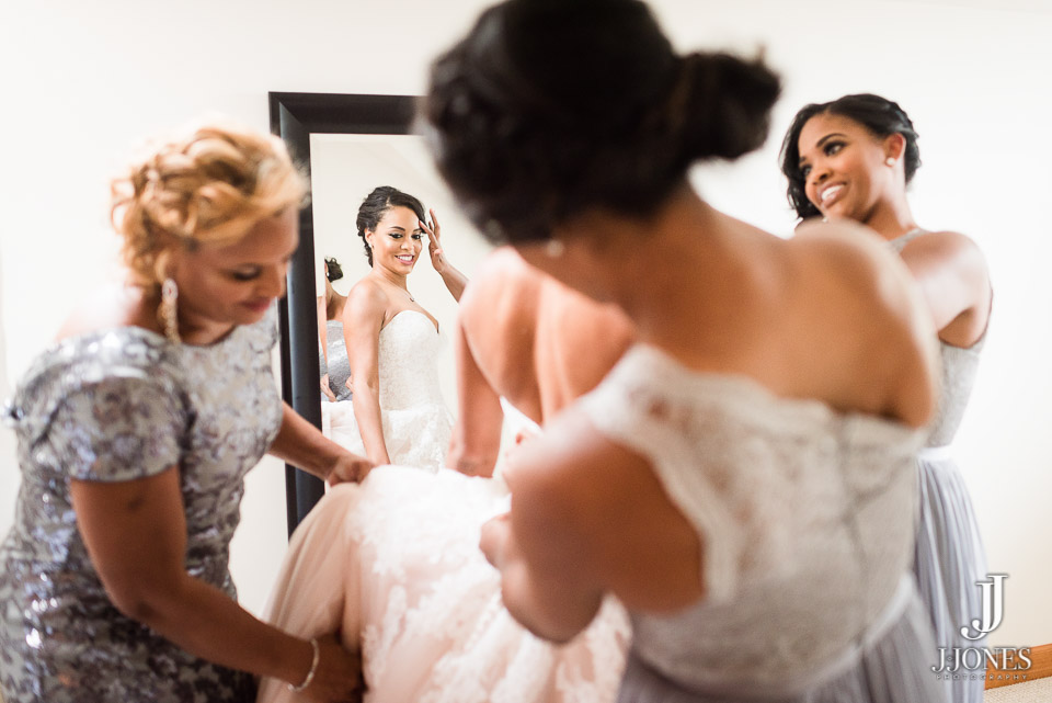 Ebony + Avery © J. Jones Photography - www.joshjonesphoto.com