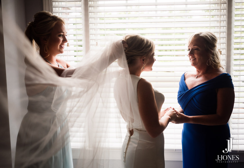 Lauren + Will © J. Jones Photography - www.joshjonesphoto.com