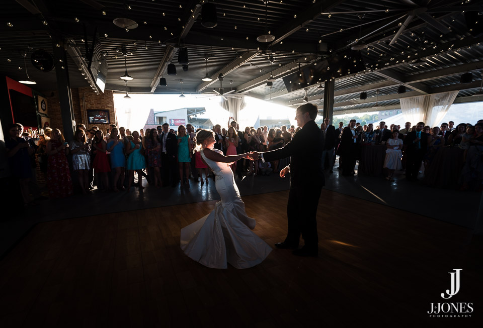 Lauren + Will © J. Jones Photography - www.joshjonesphoto.com