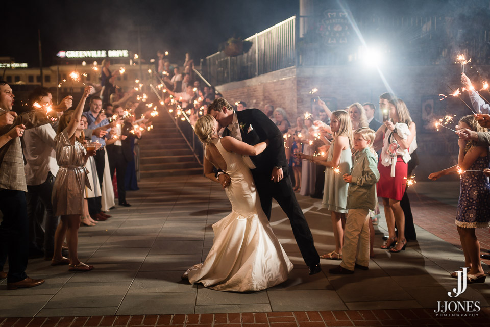 Lauren + Will © J. Jones Photography - www.joshjonesphoto.com