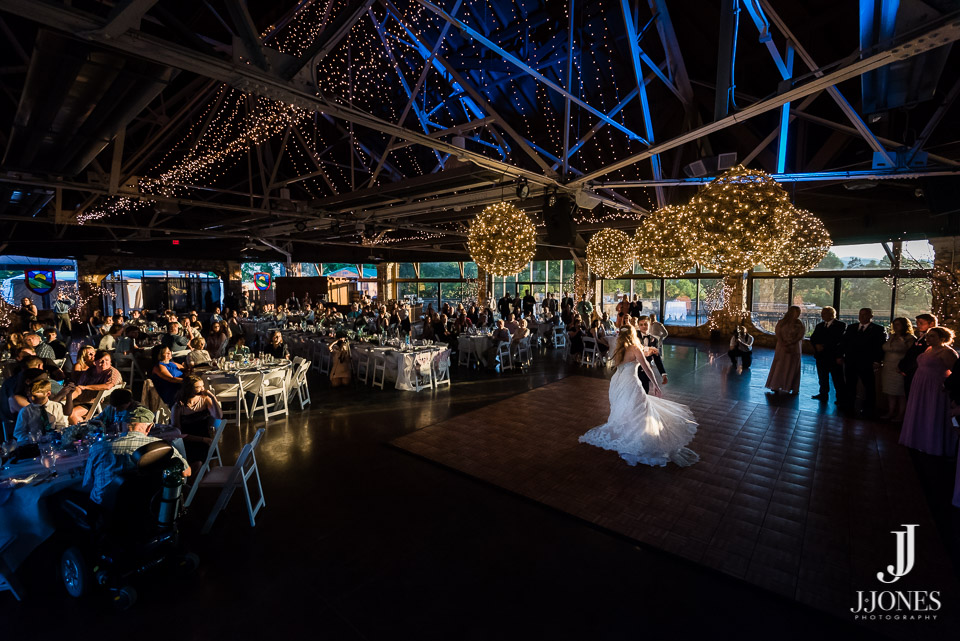 Melissa + Jacob © J. Jones Photography - www.joshjonesphoto.com