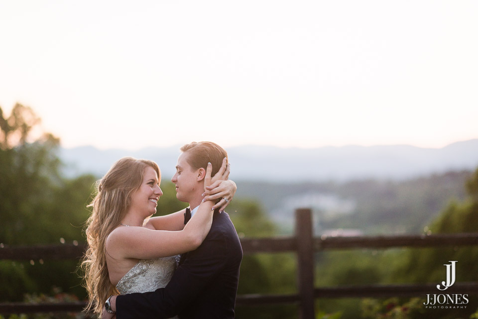 Melissa + Jacob © J. Jones Photography - www.joshjonesphoto.com