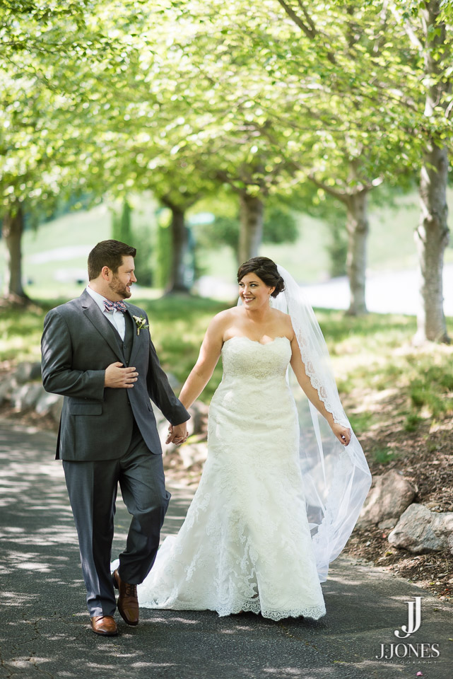 Emily + Mark © J. Jones Photography - www.joshjonesphoto.com