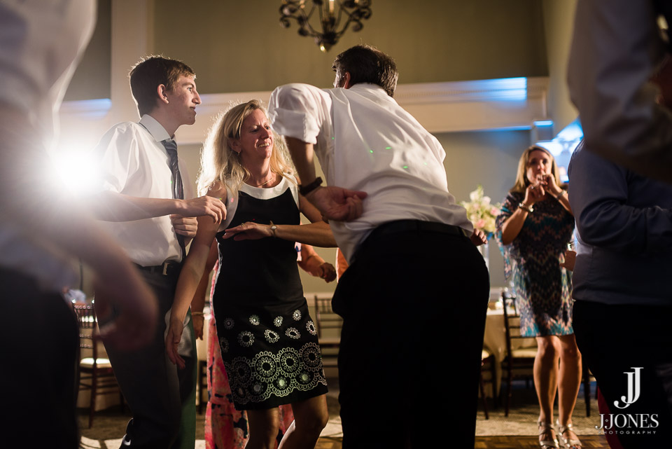 Emily + Mark © J. Jones Photography - www.joshjonesphoto.com