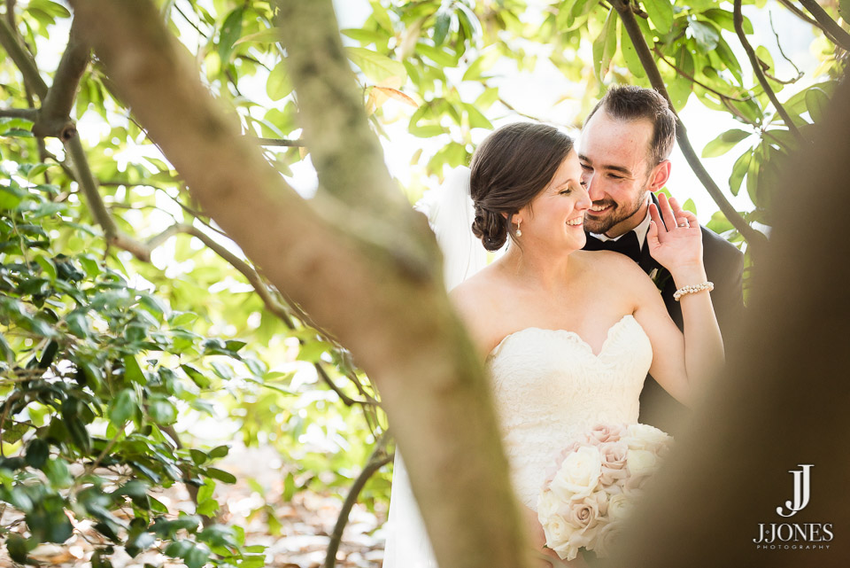 John + Nicole © J. Jones Photography - www.joshjonesphoto.com