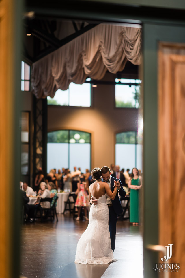 Jennifer + Trey © J. Jones Photography - www.joshjonesphoto.com