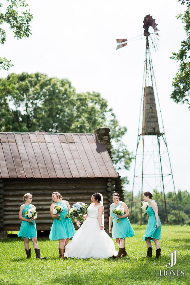 Morgan + Seth © J. Jones Photography - www.joshjonesphoto.com