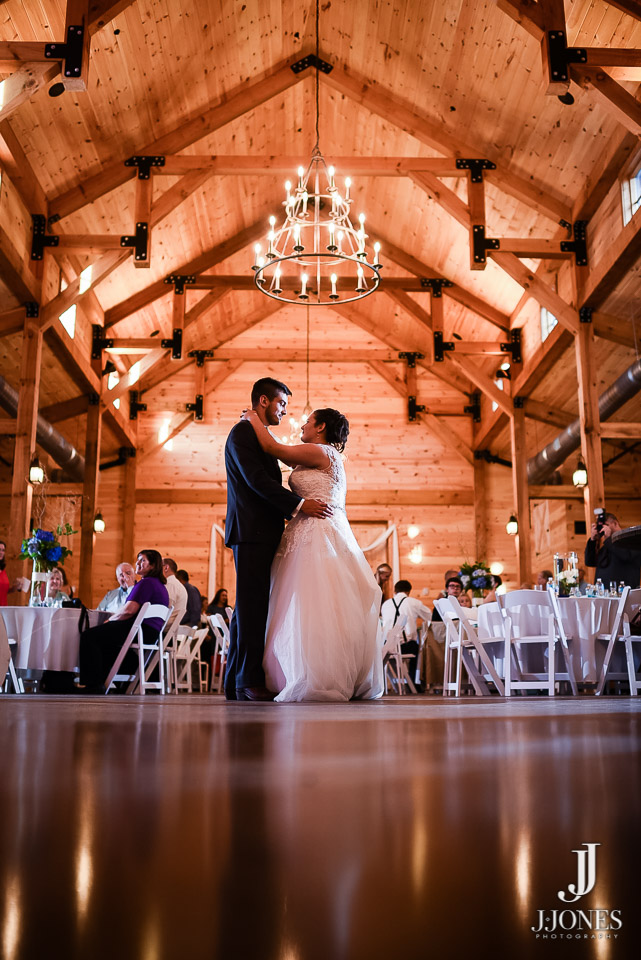 Morgan + Seth © J. Jones Photography - www.joshjonesphoto.com